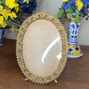 Vintage Small Oval Brass Colored Picture Frame
